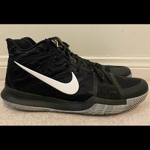 Nike Kyrie Irving 3